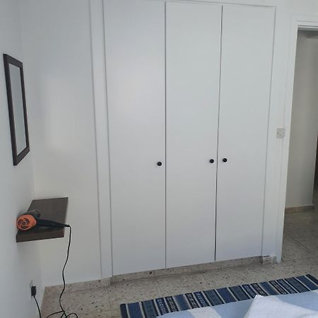 G&E Harbour Apartments Латхі Екстер'єр фото