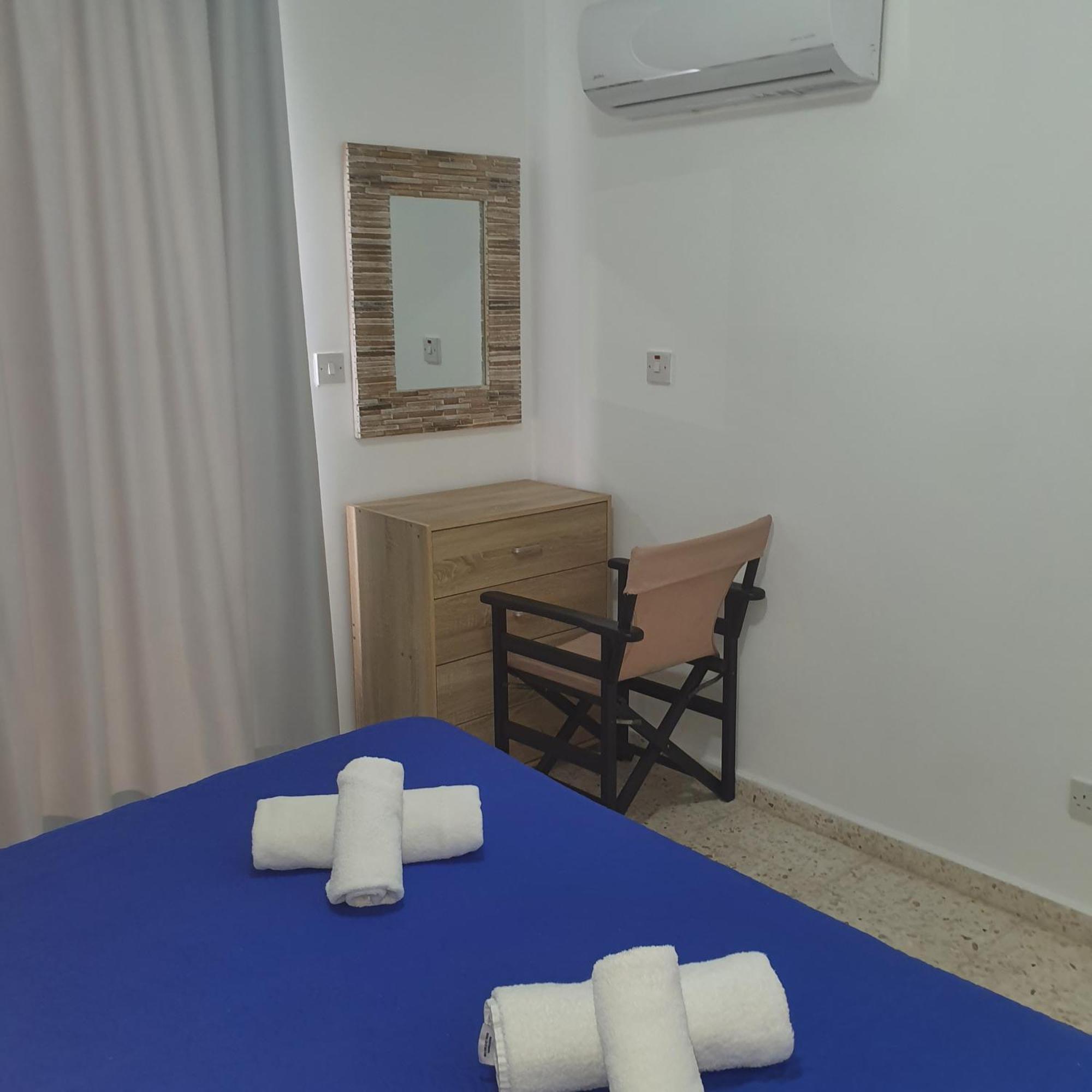 G&E Harbour Apartments Латхі Екстер'єр фото