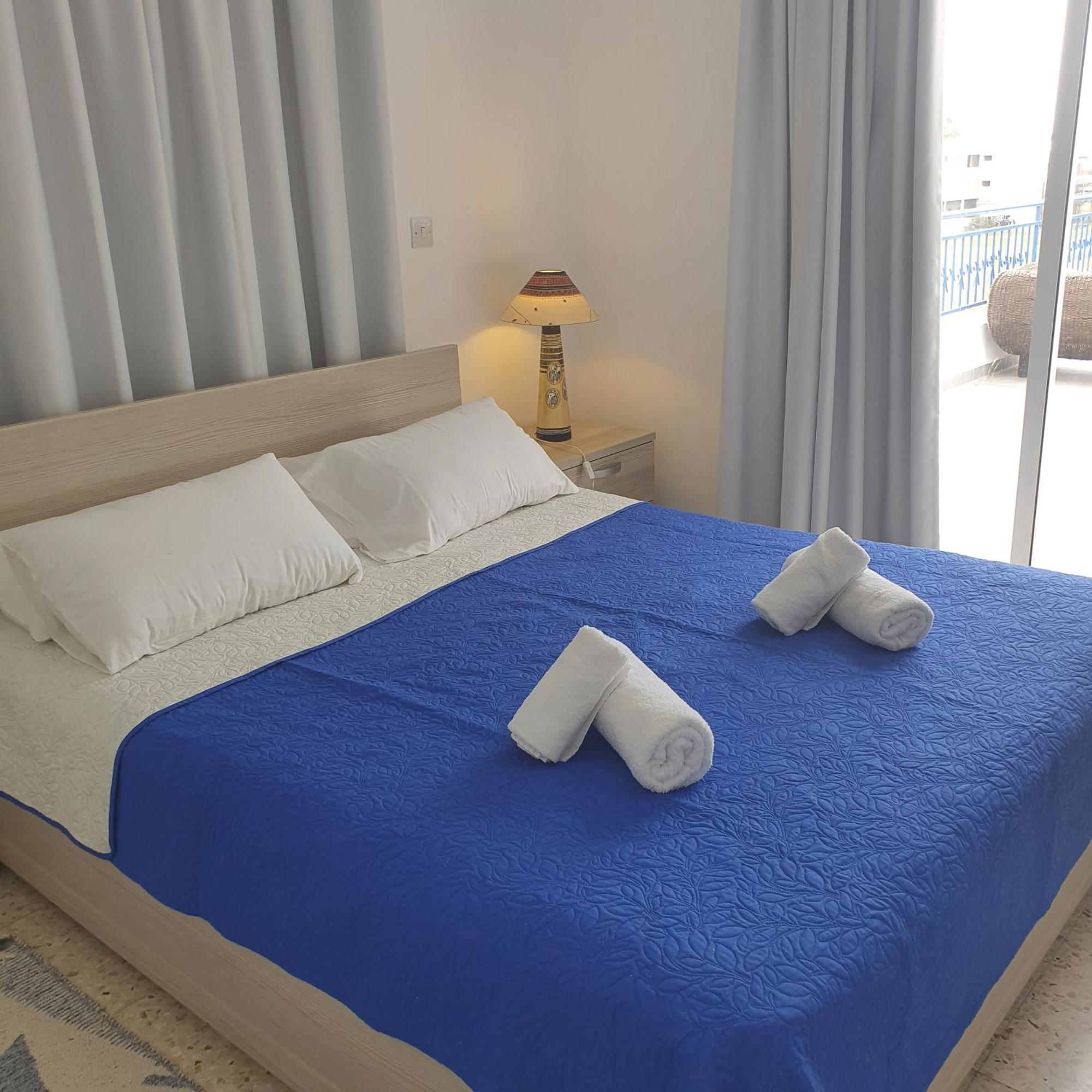 G&E Harbour Apartments Латхі Екстер'єр фото