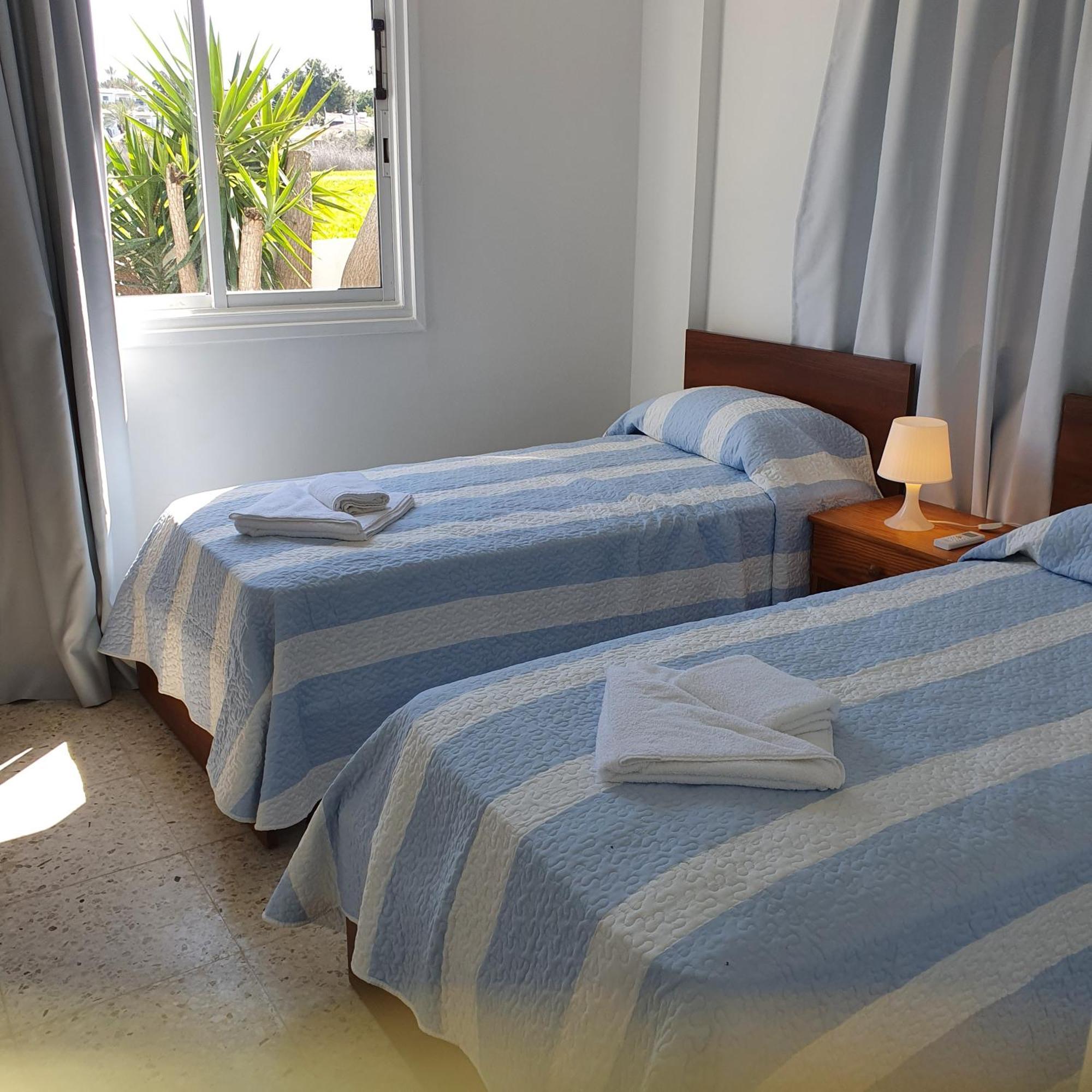 G&E Harbour Apartments Латхі Екстер'єр фото
