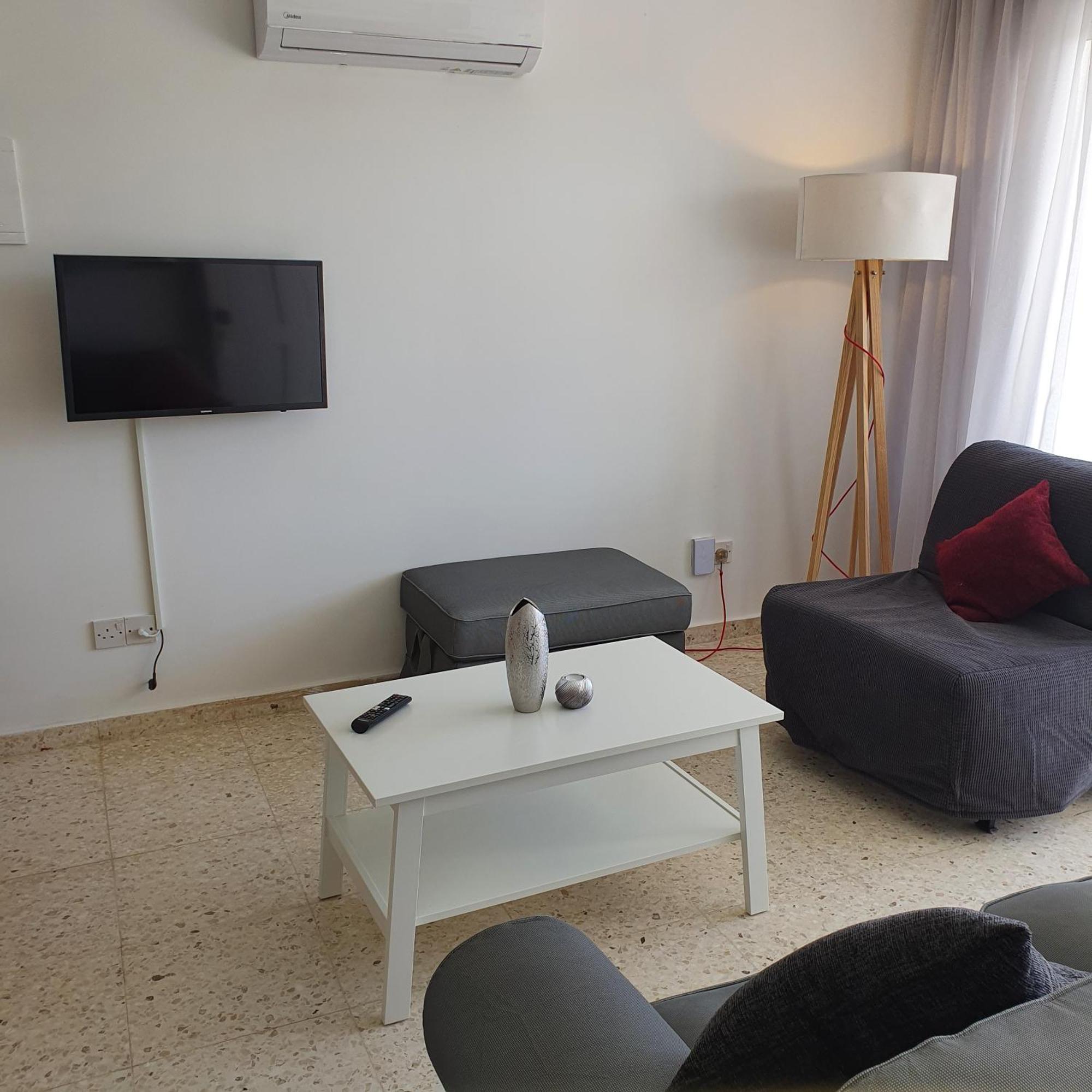 G&E Harbour Apartments Латхі Екстер'єр фото