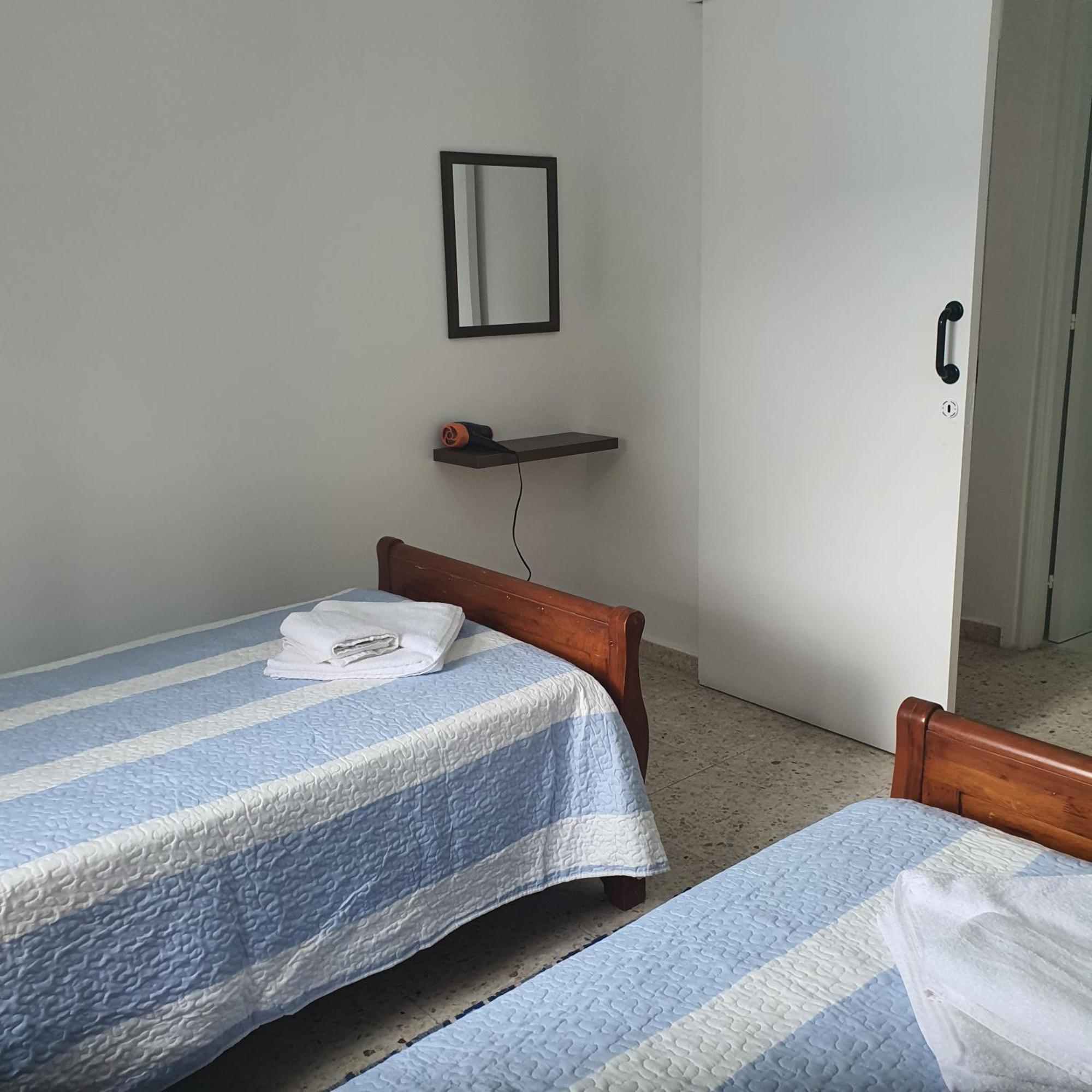 G&E Harbour Apartments Латхі Екстер'єр фото